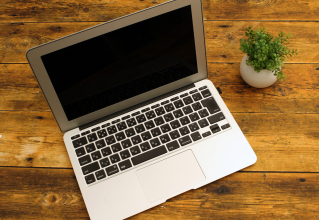 ノートパソコンの画像